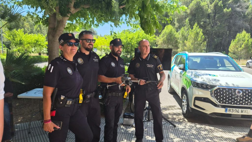 d0b059f0-2023-423b-921d-bc0f4501dbbe PRESENTACIÓN NUEVO DRON POLICIA LOCAL DE BARX